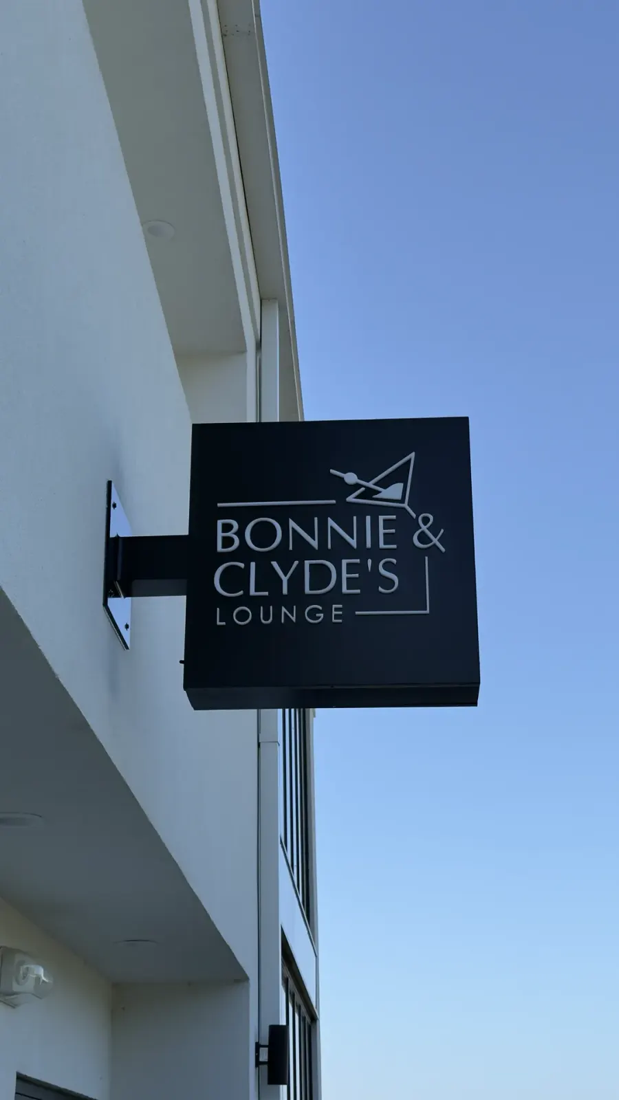 Bonnie & Clyde's Lounge sign on the building at Lake Norman